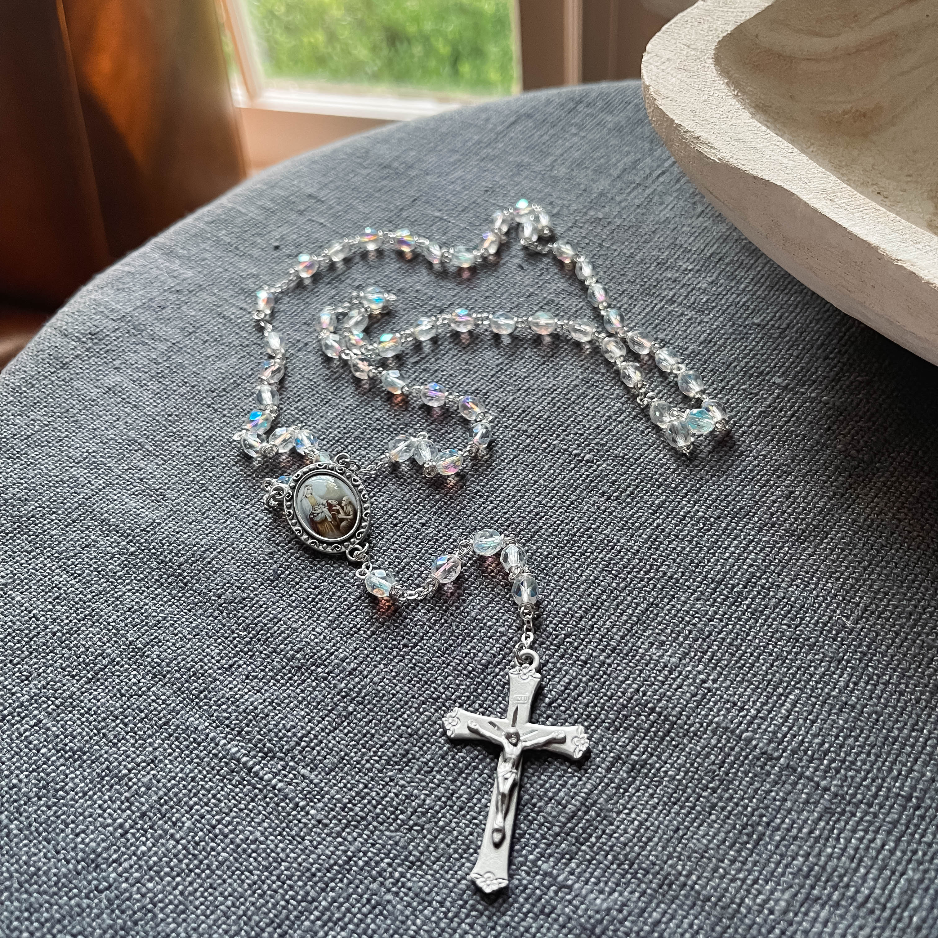 St. Elizabeth of Hungary Crystal Rosary - Image 2